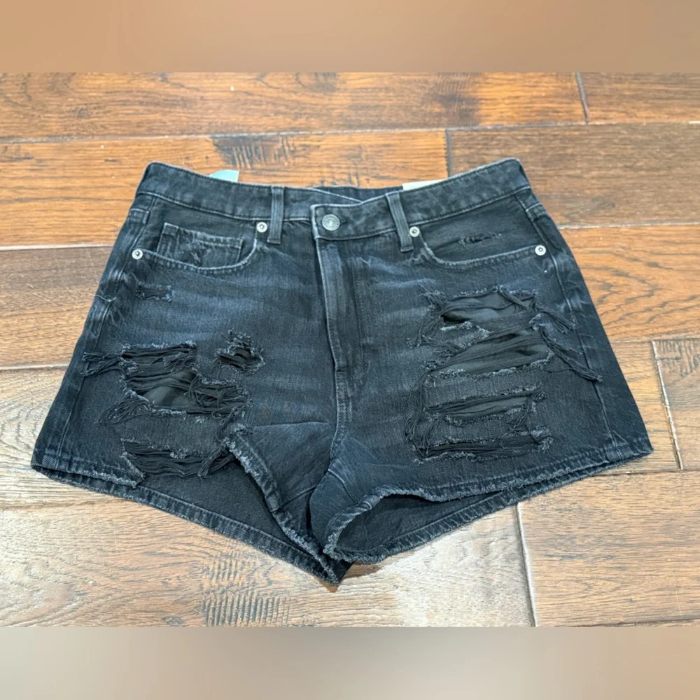 American Eagle Super High Rise Mom Shorts - Picture 1 of 4